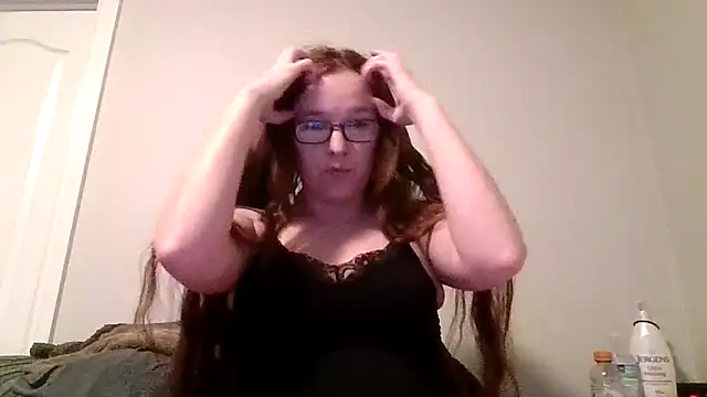 Snapshot of redremmi chatting on 02-19-26, 11:23 redremmi online show from 02-19-26, 11:23