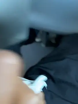 Snapshot of Thirdleg109 chatting on 03-04-26, 06:52 Thirdleg109 online show from 03-04-26, 06:52