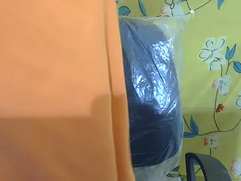 Snapshot of Cristina_love69 chatting on 05-31-26, 04:14 Cristina love69 online show from 05-31-26, 04:14