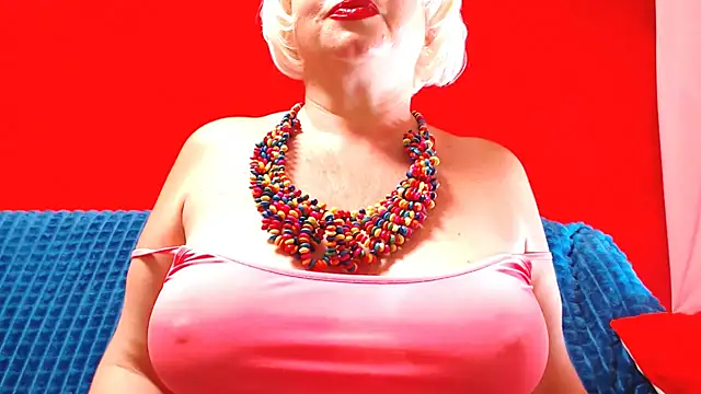 Snapshot of NaughtyMILF4UX chatting on 07-05-26, 03:45 NaughtyMILF4UX online show from 07-05-26, 03:45