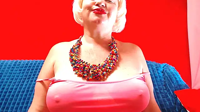 Snapshot of NaughtyMILF4UX chatting on 07-05-26, 04:19 NaughtyMILF4UX online show from 07-05-26, 04:19