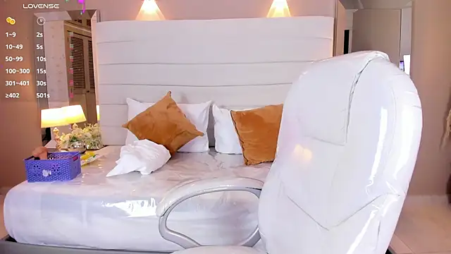 Snapshot of maturexxx_ chatting on 02-24-26, 07:23 maturexxx online show from 02-24-26, 07:23