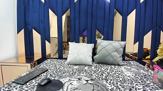 MilaSeduction online show from 01-06-26, 08:45