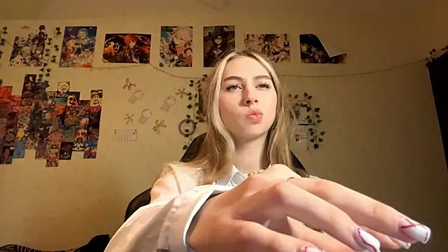 JanelBray online show from 01-14-26, 05:24