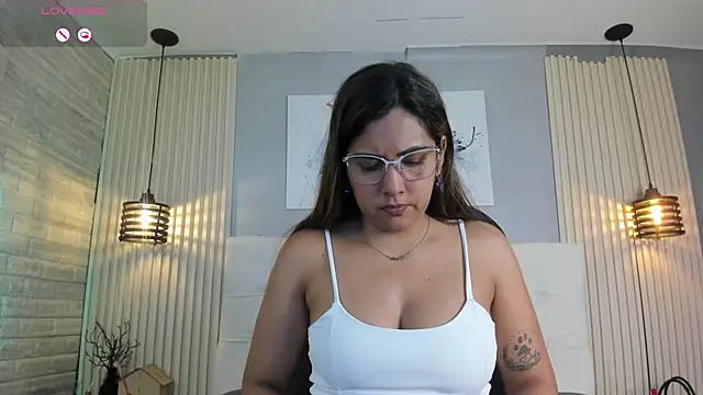 scarletbaker   online show from 01-09-26, 07:15