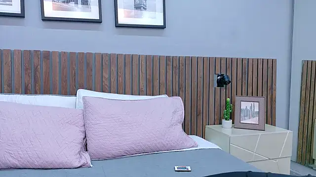 Mia Bellefort online show from 03-27-26, 07:24