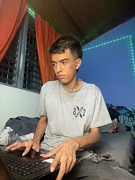 Juan Gomezz26 online show from 04-10-26, 12:16