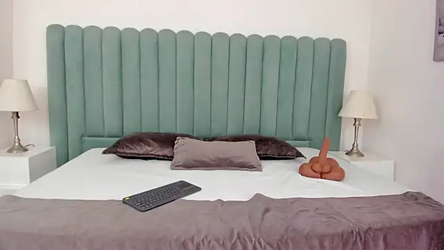 Scarlett  Noir online show from 04-13-26, 07:52