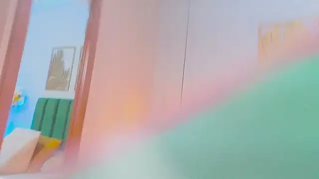 XenaRevelo online show from 02-06-26, 12:59