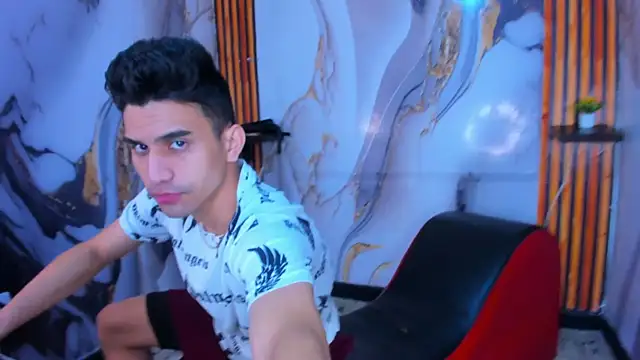 Hot Boys 69 online show from 01-14-26, 08:25