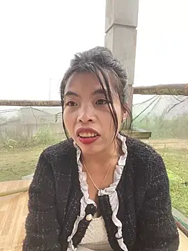 Snapshot of lux-su chatting on 05-08-26, 01:44 lux-su online show from 05-08-26, 01:44