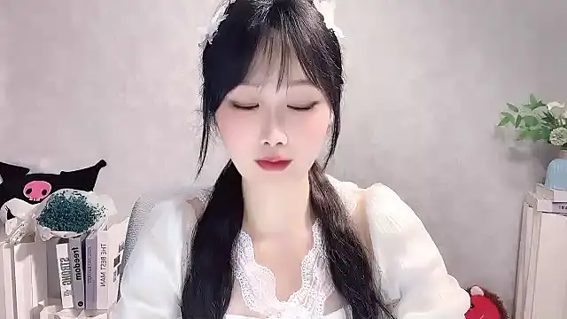 Pinkgirl520 online show from 04-12-26, 12:10