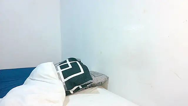 Sthefanyx2 online show from 04-02-26, 01:03