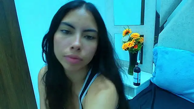 Alana Hotterr online show from 03-17-26, 05:00