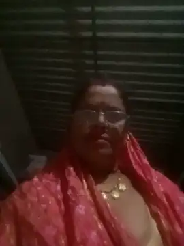 Snapshot of Pinki_rajak chatting on 05-10-26, 10:04 Pinki rajak online show from 05-10-26, 10:04