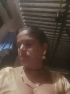 Snapshot of Pinki_rajak chatting on 06-19-26, 04:11 Pinki rajak online show from 06-19-26, 04:11