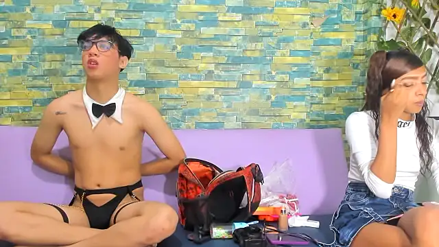 LuxurySteel Girls  online show from 12-22-25, 12:46