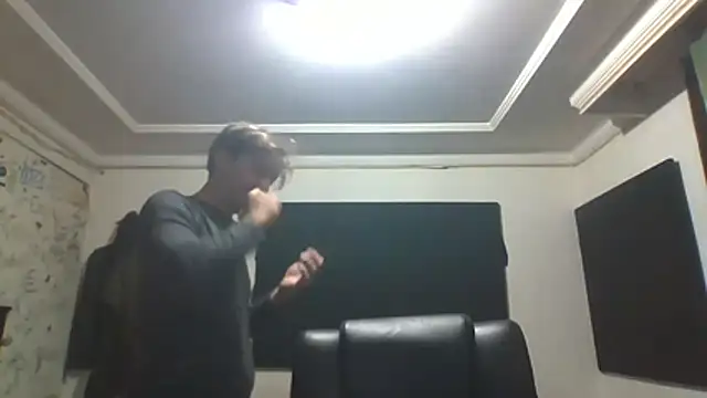 Elmonojojoi98 online show from 03-06-26, 07:27