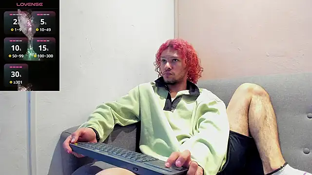 TAYSON SCOTT online show from 01-12-26, 12:54