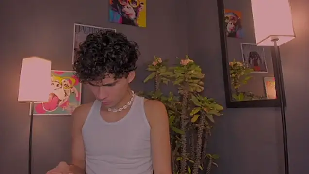 Snapshot of back_thomson chatting on 02-09-26, 02:10 back thomson online show from 02-09-26, 02:10