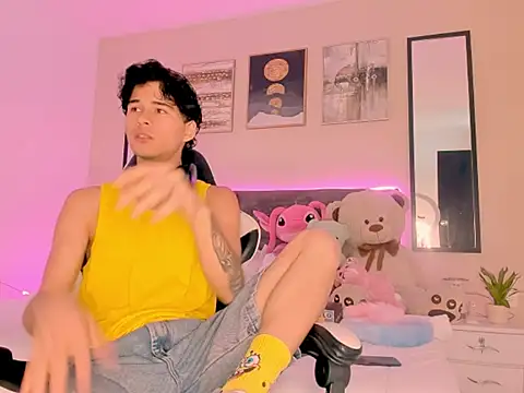 Snapshot of back_thomson chatting on 02-22-26, 07:23 back thomson online show from 02-22-26, 07:23