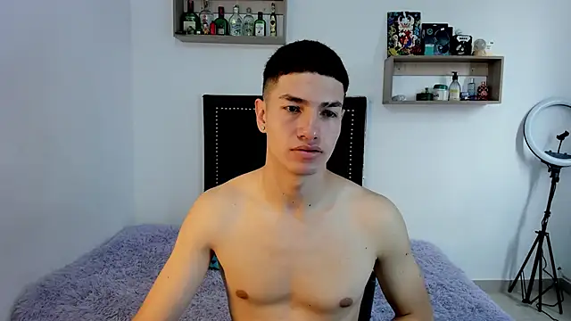 Nico Nocturne online show from 12-17-25, 08:48