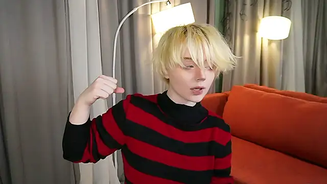 KellyKik online show from 01-15-26, 01:48