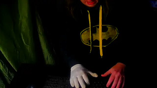 GoodGirlKelly online show from 04-09-26, 06:02