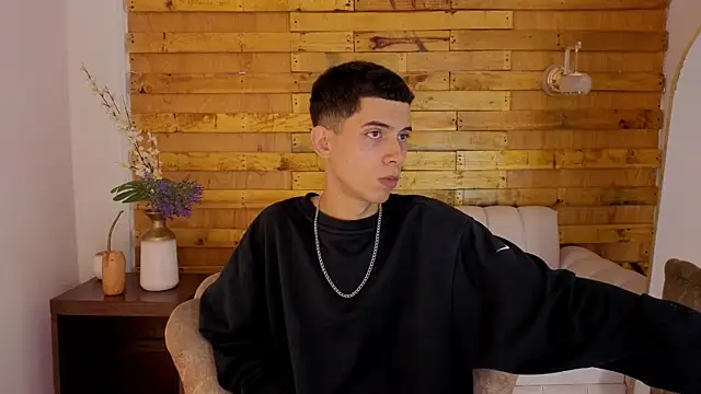 prettyboyy 13 online show from 01-13-26, 08:25