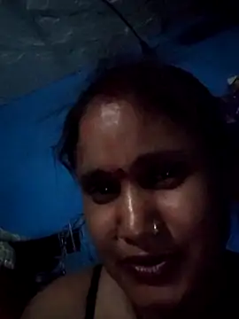 Snapshot of Akanksha_soni chatting on 04-30-26, 08:15 Akanksha soni online show from 04-30-26, 08:15