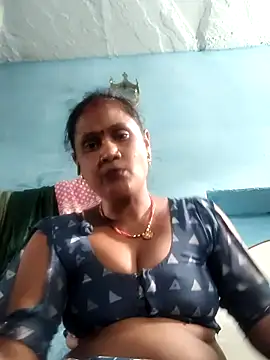 Snapshot of Akanksha_soni chatting on 05-01-26, 10:09 Akanksha soni online show from 05-01-26, 10:09