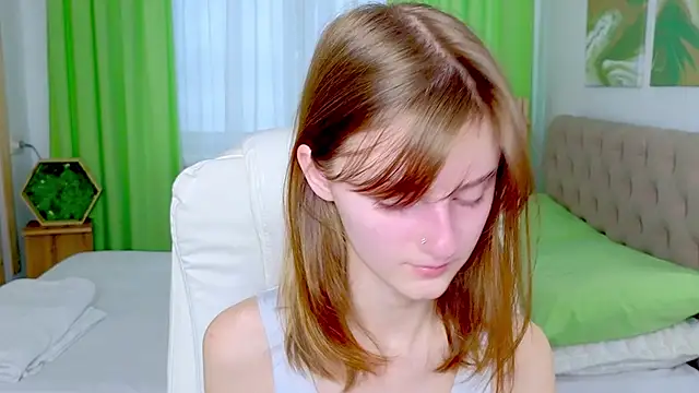 Miss Alisa  online show from 02-15-26, 01:09