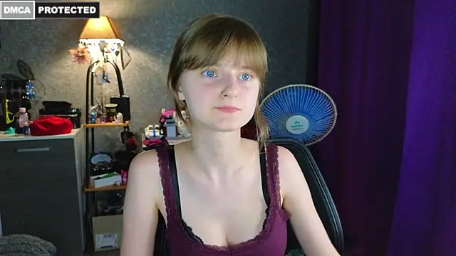 Snapshot of Miss_Alisa_ chatting on 08-07-26, 06:54 Miss Alisa online show from 08-07-26, 06:54