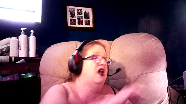 jade-belle online show from 02-24-26, 06:44