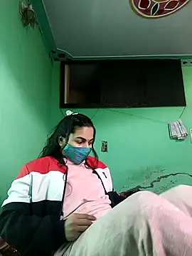 anzel33 online show from 12-22-25, 08:33