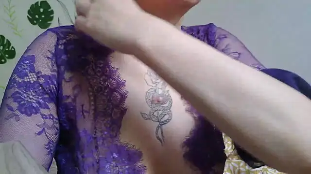 Snapshot of anngelle chatting on 04-27-26, 06:33 anngelle online show from 04-27-26, 06:33