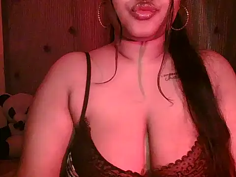 Snapshot of sonal-6 chatting on 04-21-26, 08:44 sonal-6 online show from 04-21-26, 08:44