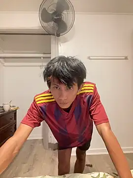 jhaycobXgarcia online show from 12-17-25, 01:50