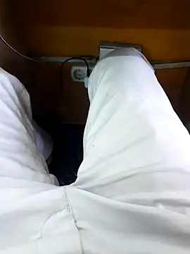 M8ygcthf3 online show from 02-06-26, 12:19