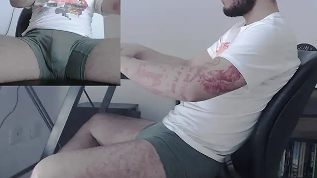 Snapshot of mateoconde00 chatting on 02-12-26, 02:06 mateoconde00 online show from 02-12-26, 02:06