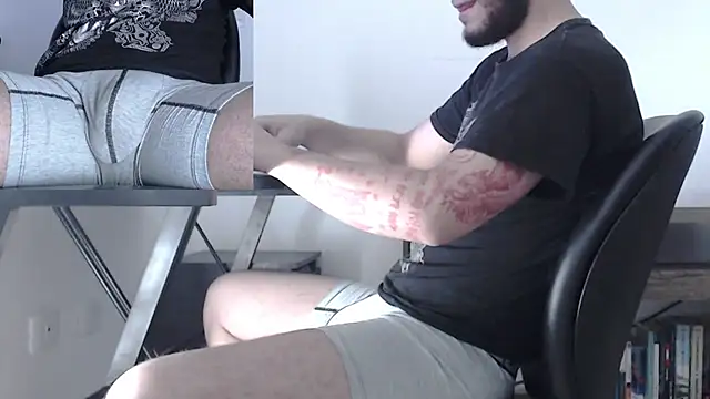 Snapshot of mateoconde00 chatting on 02-21-26, 01:17 mateoconde00 online show from 02-21-26, 01:17