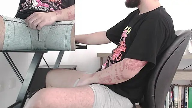 Snapshot of mateoconde00 chatting on 02-26-26, 03:33 mateoconde00 online show from 02-26-26, 03:33