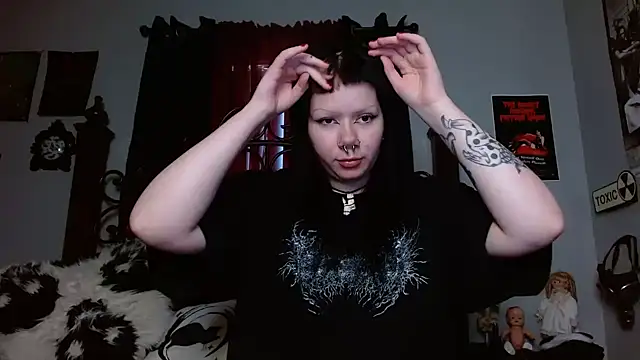 Snapshot of Bettieee_Agura chatting on 04-08-26, 12:32 Bettieee Agura online show from 04-08-26, 12:32