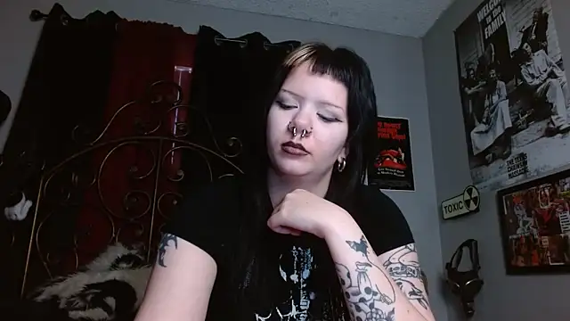 Snapshot of Bettieee_Agura chatting on 06-01-26, 10:55 Bettieee Agura online show from 06-01-26, 10:55