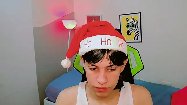 Luky twink online show from 12-19-25, 02:07