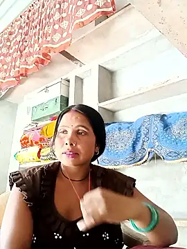 Snapshot of Shreya_pandit chatting on 05-27-26, 03:58 Shreya pandit online show from 05-27-26, 03:58