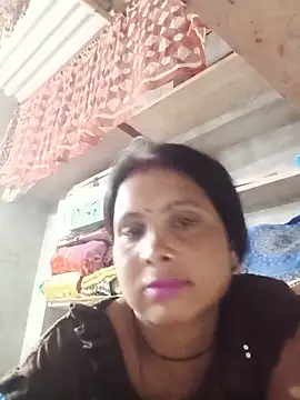 Snapshot of Shreya_pandit chatting on 05-27-26, 05:21 Shreya pandit online show from 05-27-26, 05:21