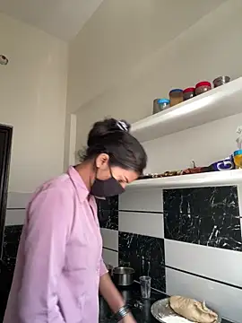 Pooja Love143 online show from 04-05-26, 05:48