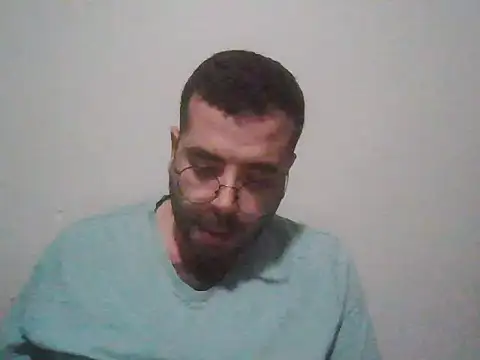 Snapshot of kkadam1 chatting on 05-11-26, 05:43 kkadam1 online show from 05-11-26, 05:43