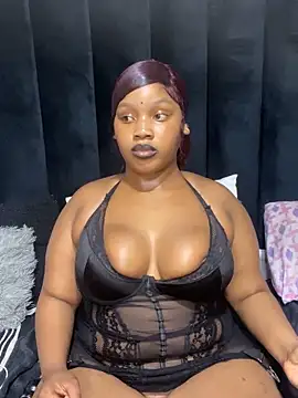 THICKBARBIE32 online show from 06-11-26, 12:08